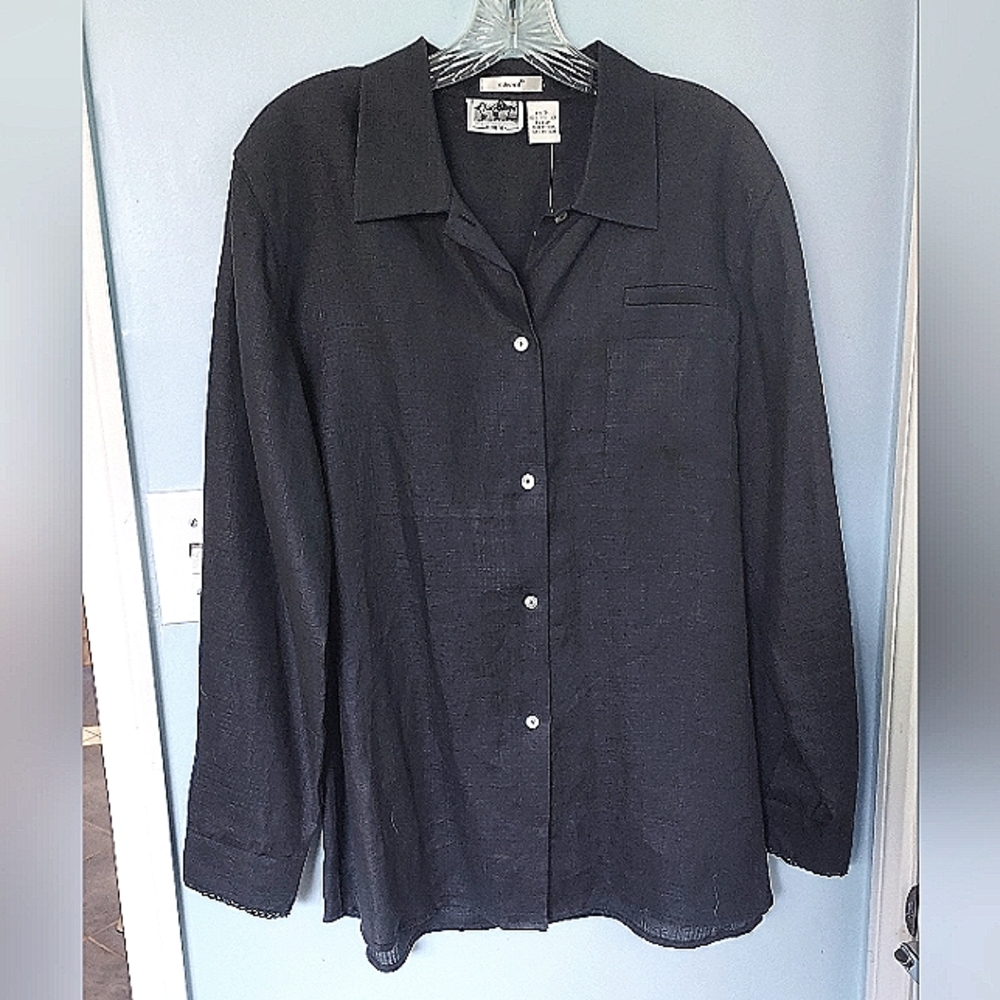 Black Irish Linen Button Down Shirt Size XL.
